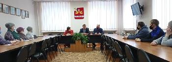 Прошла рабочая встреча главы Советского района С.А. Галкина с представителями общественности и местных отделений политических партий